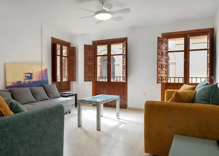 2D Apartamento En Albaycin, Con Parking